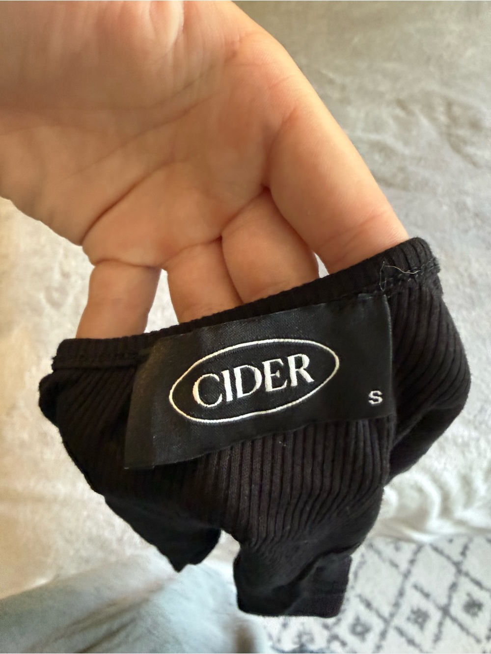 Cider Black Ribbed Racerback Crop Top - Picture 3 of 3